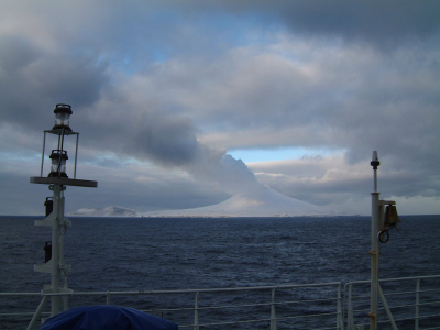 View from RV POLARSTERN onto the active stratovolcano of Saunders Island (South Sandwich Volcano Arc). Photo: vdl