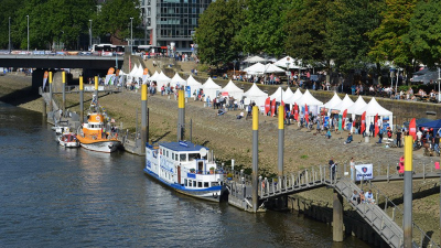 Maritime Week on the banks of the Weser river. Photo: MARUM