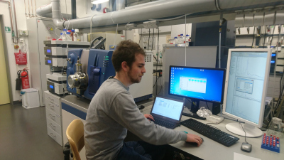 Konrad optimizing LC separation of monosaccharides