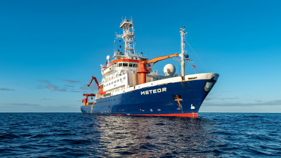 Die erste Expedition zum Benguela-Auftriebsgebiet ist mit dem Forschungsschiff METEOR für Sommer 2019 geplant. Foto: MARUM − Zentrum für Marine Umweltwissenschaften; Universität Bremen; V. Diekamp
