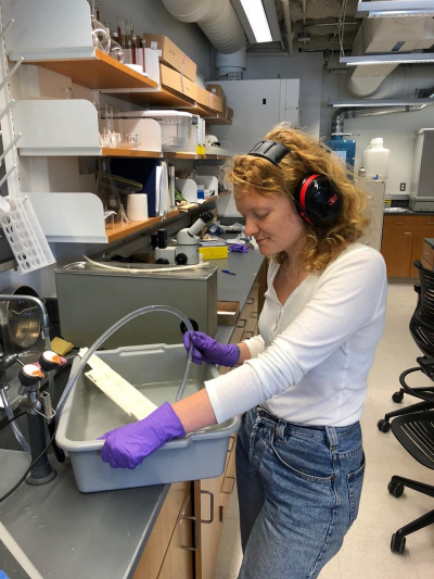 Cleaning my coral slab with a sonicator at Lamont Doherty Earth Observatory, Columbia University, New York. 