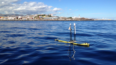 A Wave Glider in front of the harbor in Taliarte, Las Palmas, Spain. Photo: MARUM - Center for Marine Environmental Sciences of the University of Bremen