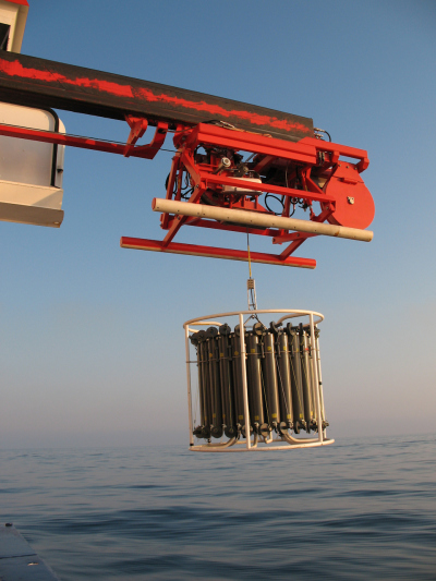 Water samples stem from at different depths in the ocean. Photo: Nelli Sergeeva