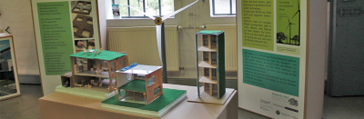 Exhibits on sustainable construction. Photo: MARUM/ S. Landzettel