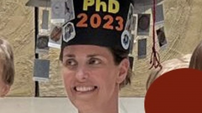 Sabrina Hohmann with her doctoral hat