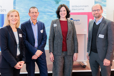 Jutta Günther, Rector of the University, Michael Schulz, Director of MARUM, Science Senator Kathrin Moosdorf and Stefan Lechtenböhmer from the Kassel Institute for Sustainability (from left). Photo: Jörg Sarbach/University of Bremen