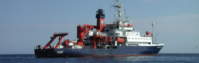 Forschungsschiff METEOR auf hoher See