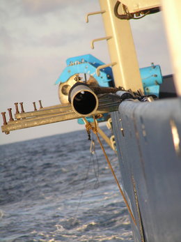 Piston coring in the equatorial Pacific, Site Survey Cruise AMAT0306